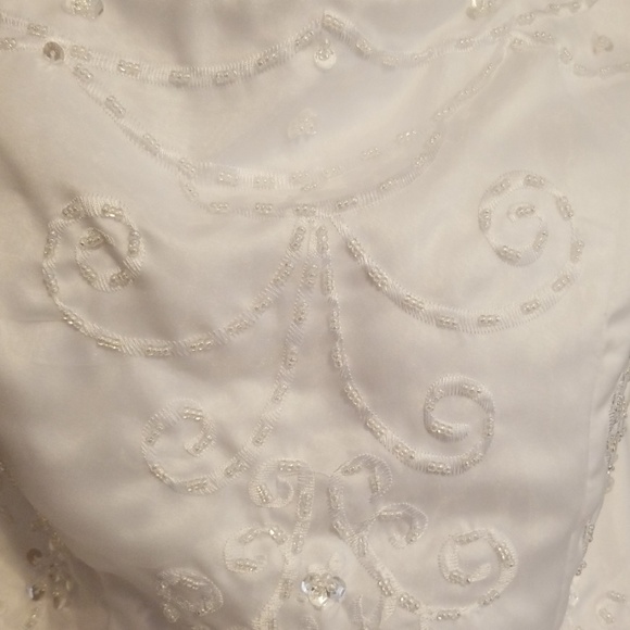 Wedding Drss - Picture 4 of 8